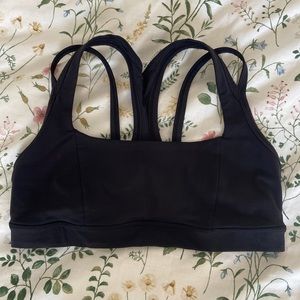 LULULEMON | strappy sports bra